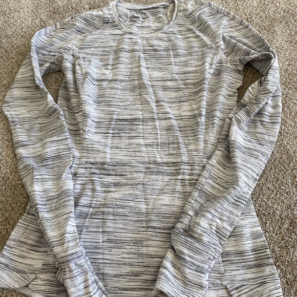 Lululemon Outrun the Elements Long Sleeve - Picture 11 of 14
